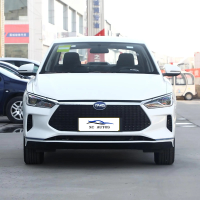 Αριστερό τιμόνι Ενεργειακό SUV BYD E2 Luxury EV Ηλεκτρικό Φρένο Σταθμεύσης Κινέζικο Ηλεκτρικό SUV
