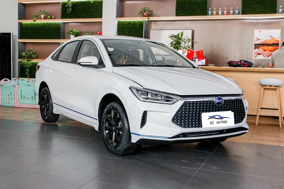 Αριστερό τιμόνι Ενεργειακό SUV BYD E2 Luxury EV Ηλεκτρικό Φρένο Σταθμεύσης Κινέζικο Ηλεκτρικό SUV