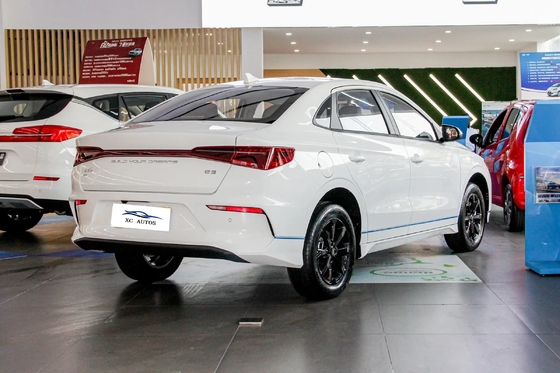 Αριστερό τιμόνι Ενεργειακό SUV BYD E2 Luxury EV Ηλεκτρικό Φρένο Σταθμεύσης Κινέζικο Ηλεκτρικό SUV