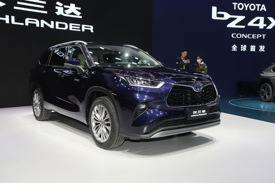 Έξυπνη 2.5L Toyota Highlander Υβριδική με δερμάτινα καθίσματα και ηλεκτρικό φρένο στάθμευσης