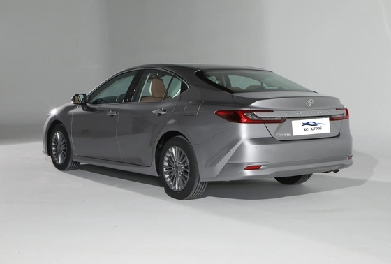 Καυτό 2023 Toyota Camry Exalted έκδοση 4X4 SUV με 2.0L βενζινοκινητήρα και αξεσουάρ