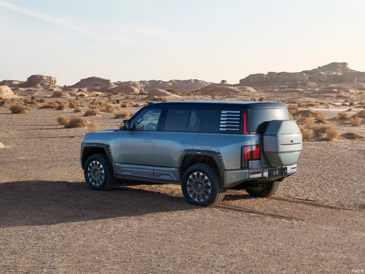 BYD Yangwang U8 Υβριδικό Αυτοκίνητο EV SUV Off-road Οχήμα για πολυτελή off-road ενθουσιασμό