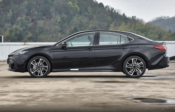 2024 Sport Version Χρησιμοποιούμενη Toyota Camry με μέγιστη ροπή Nm 200-300Nm και προβολέα LED