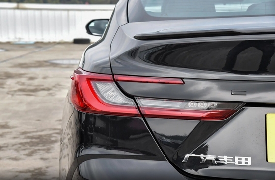 2024 Sport Version Χρησιμοποιούμενη Toyota Camry με μέγιστη ροπή Nm 200-300Nm και προβολέα LED