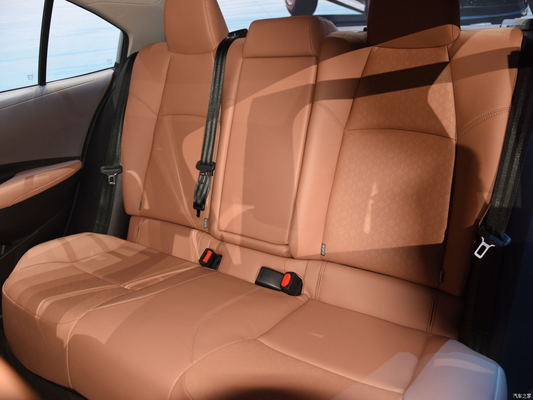 Το Toyota Corolla Great Compact Suv Βενζινοκίνητο αυτοκίνητο L*W*H mm 4635*1780*1435 Φως προβολέα LED