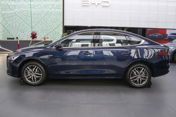 2024 BYD QIN Plus DM-i Honor Edition 55 χλμ. Πρωτεύουσα εμβέλεια 4 τροχών