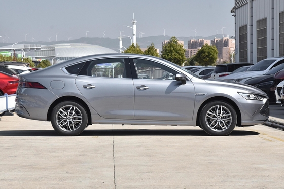 2024 BYD QIN Plus DM-i Honor Edition 55 χλμ. Πρωτεύουσα εμβέλεια 4 τροχών