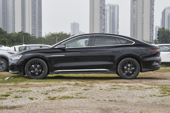 2024 BYD Han DM-i Honor Edition 121km Elite Range 4 Wheel Vehicle με μέγιστη ταχύτητα 185km/h