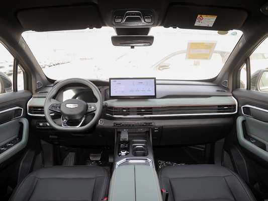 2024 μοντέλο Geely Haoyue L Μεγάλο χώρο Geely Μεσαίου μεγέθους αυτοκίνητο πολυτελή SUV με υφάσματα καθίσματα