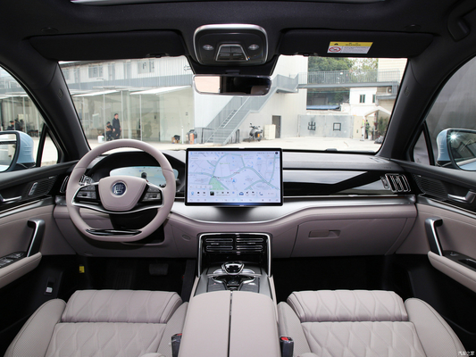 Μεγάλη αξία BYD Tang Plug-in Hybrid 200KM Champion Edition 7 θέσεις SUV 8 μήνα