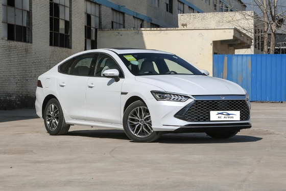 Χρησιμοποιούμενα οχήματα ενέργειας Byd EV Qin Plus Αυτοκίνητα που κατασκευάζονται με μέγιστη ισχύς 150-200P