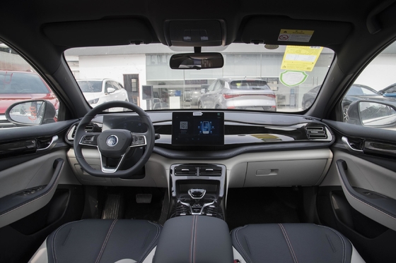 Χρησιμοποιούμενα οχήματα ενέργειας Byd EV Qin Plus Αυτοκίνητα που κατασκευάζονται με μέγιστη ισχύς 150-200P