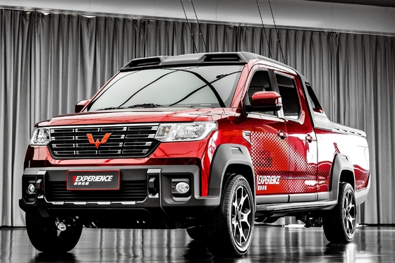 Κινέζικο φορτηγό βενζίνης Wuling με μέγιστη ισχύ 150-200p και σύστημα ESC