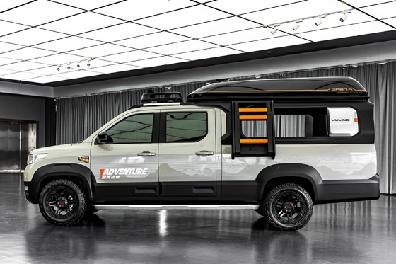 Κινέζικο φορτηγό βενζίνης Wuling με μέγιστη ισχύ 150-200p και σύστημα ESC