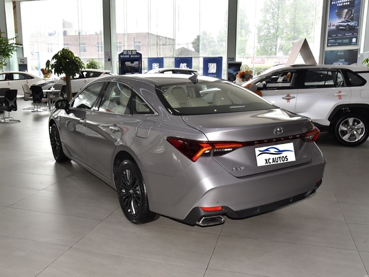 2024 To-yota Avalon Υβριδική FWD Μέγιστη ροπή Nm 200-300Nm Πολυλειτουργικό τιμόνι