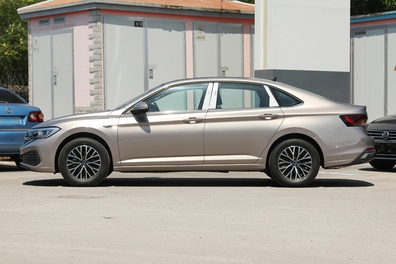 3780x1715x1540 Δομή σώματος 2024 Volkswagen Sagitar Βενζινοκίνητο οχήμα 4 θυρών 5 θέσεων Sedan