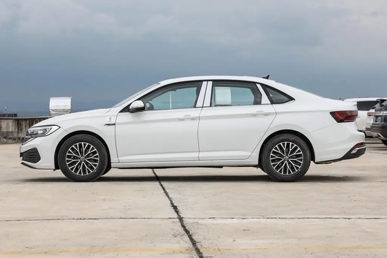3780x1715x1540 Δομή σώματος 2024 Volkswagen Sagitar Βενζινοκίνητο οχήμα 4 θυρών 5 θέσεων Sedan