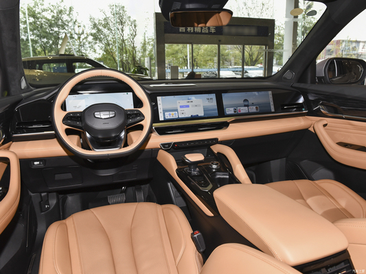 Geely Xingyue L Auto Zhiqin Α 2024 Βενζινοκίνητο όχημα με πολυλειτουργικό τιμόνι