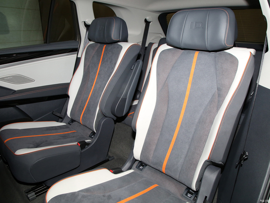 Μεγάλη διασκέδαση ID6 Crozz EV SUV Μέγιστη ροπή Nm 400-500Nm για ακατάπαυστες περιπέτειες
