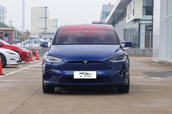 Ηλεκτρικό αυτοκίνητο Tesla Model X με μέγιστη ισχύ 150-200Ps και μπροστινό 4 πίσω 4 ραντάρ