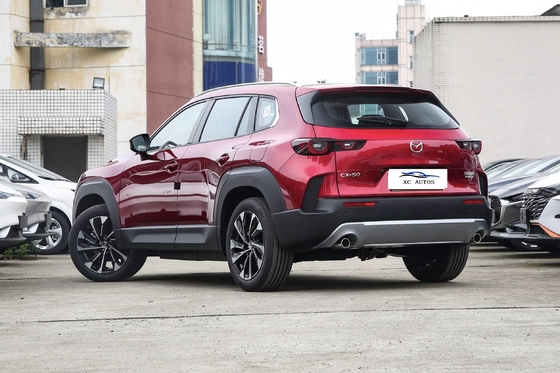 Μεγαλύτερα οχήματα Mazda Cx-50 Βενζινοκίνητο SUV με κινητήρα 2.0L 155HP L4 και πίσω κάμερα 360°