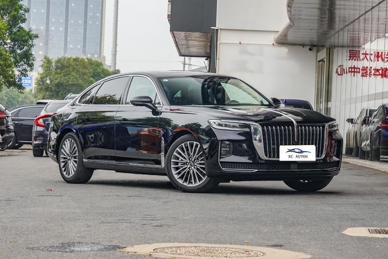 Οχήματα Hongqi H9 690 χλμ. Μακροδιάρρηξη Τέσσερα καθίσματα Ηλεκτρικό SUV Αυτοκίνητο με οθόνη αφής