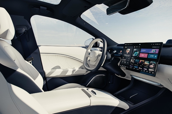 75 KWH Ηλεκτρικό αυτοκίνητο Zeekr 007 RWD Ηλεκτρικό όχημα υψηλής ταχύτητας με μπροστινό 4 πίσω 4 ραντάρ