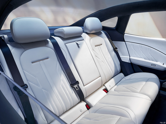 Αυτόματο κιβώτιο ταχυτήτων Zeekr 007 EV Sedan Sports Car Μέγιστη ισχύς Ps ≥400Ps για μεγάλη αξία