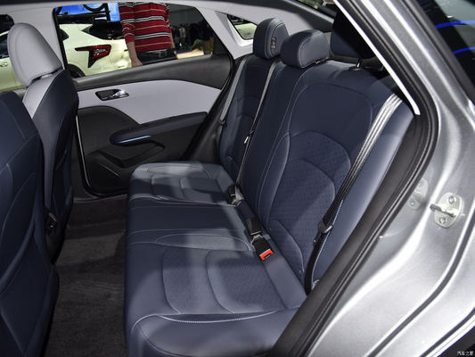 Μεγάλη αξία Chevrolet Monza 1.5L Βενζίνη Βενζίνη αυτοκίνητο Sedan 5 πόρτες 5 θέσεις δερμάτινα καθίσματα