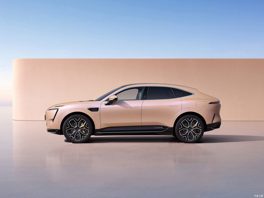 AVATR 11 Long Range EV Sedan Ανυψώστε την επιχείρησή σας με την προηγμένη τεχνολογία της AVATR