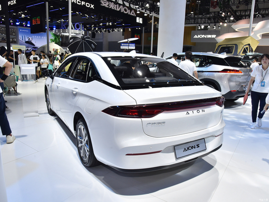 Ηλεκτρικό σύστημα διεύθυνσης Aion S EV Sedan για μεγάλη αξία στα ενεργειακά οχήματα