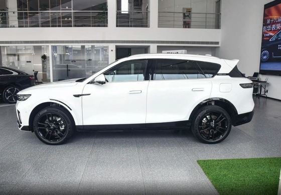 4905x1950x1645 Voyah REEV 2024 Euro VI Μεσαίου μεγέθους SUV με έξυπνη κίνηση εκτεταμένης εμβέλειας