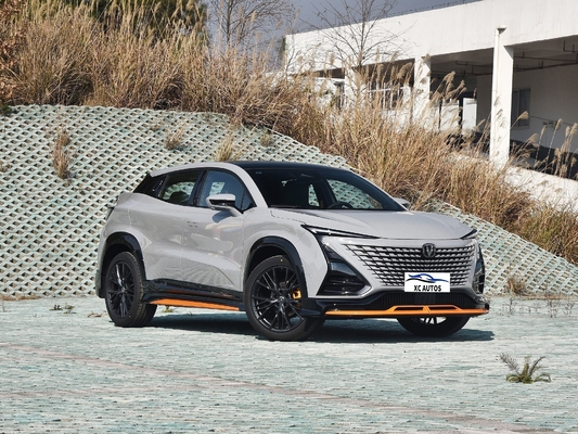 Τσάνγκαν UNI-T 1.5T Βενζινοκίνητα αυτοκίνητα για μήνα 2 Euro VI πρότυπο εκπομπών στο 2023
