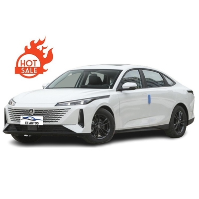 2023 Changan Yida Gdi Dct Flagship Model 5 Seat Sedan με κινητήρα 1.5T και κάμερα LED