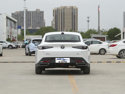 2023 Changan Yida Gdi Dct Flagship Model 5 Seat Sedan με κινητήρα 1.5T και κάμερα LED