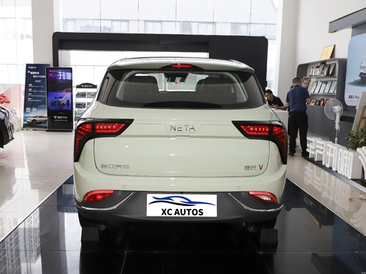 2023 Neta V Rhd Cars EV SUV Μεγάλος χώρος και 5 θέσεις με εμπρόσθια ανάρτηση Macpherson