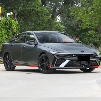 Το μοντέλο Hyundai Elantra 2024 με ηλεκτρικό σύστημα διεύθυνσης και L*W*H mm 4720*1810*1415