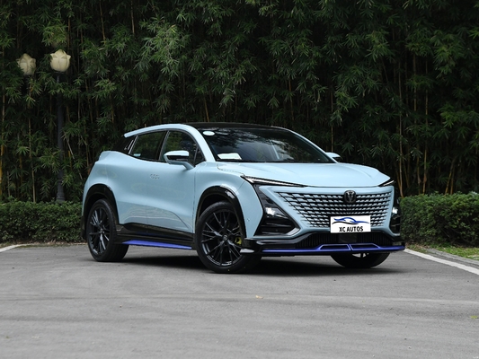 Τσάνγκαν UNI-T 1.5T Awd Βενζινοκίνητο αυτοκίνητο SUV με προβολέα LED και τροχοπέδη 2500-3000mm