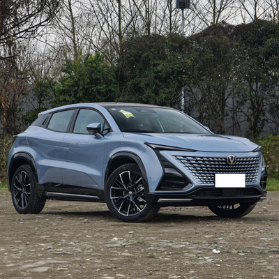 Τσάνγκαν 2023 UNI-K Sedan με μέγιστη ισχύ 150-200p και μπροστινό 4 πίσω 4 ραντάρ