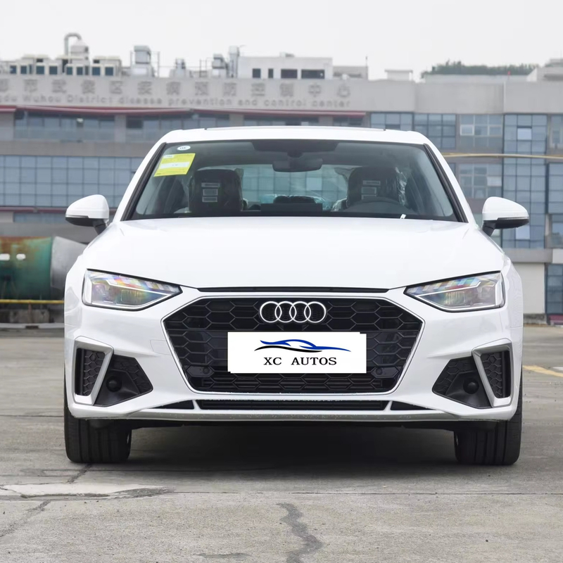 Υψηλής ταχύτητας πολυτελή Audi A4l Βενζίνη Μεσαίο Sedan Euro IV Ενεργειακό πρότυπο Χρησιμοποιημένο αυτοκίνητο