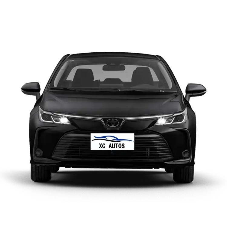 2023 αριστερό σεντάν Toyota Corolla με αριθμό 8 μπροστά