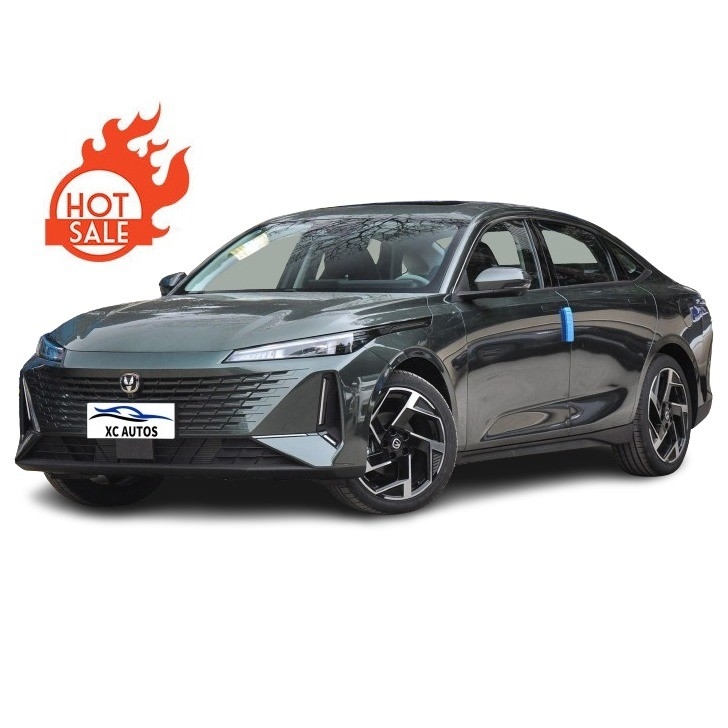 Αθλητικό αυτοκίνητο Τσανγκάν Γιντά 2023 AWD Βενζινοκίνητο μεταχειρισμένο αυτοκίνητο με πολυλειτουργικό τιμόνι