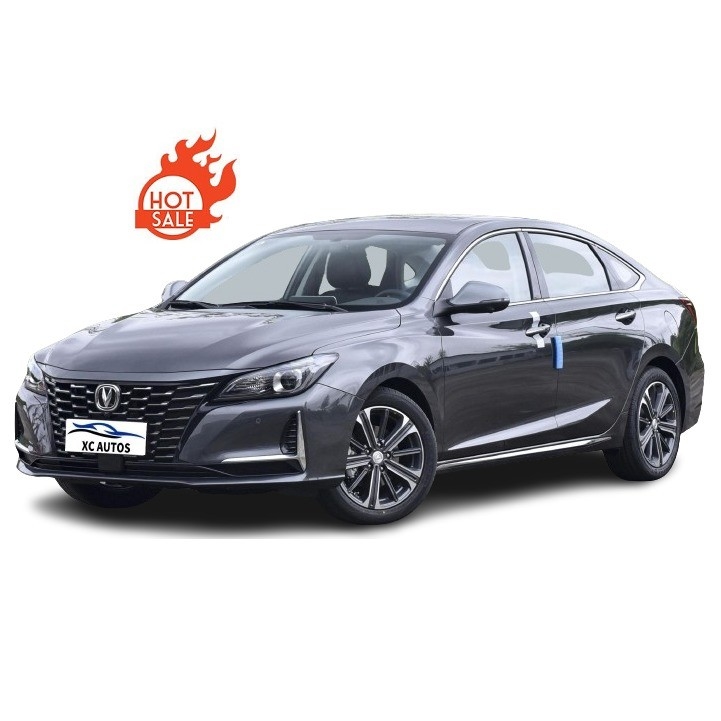 Το 2023 Changan RAETON PLUS Euro VI Emission Sedan με R16 Gas/Benzin και δερμάτινα καθίσματα
