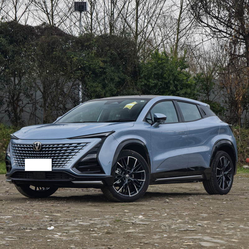 Τσάνγκαν 2023 UNI-K Sedan με μέγιστη ισχύ 150-200p και μπροστινό 4 πίσω 4 ραντάρ